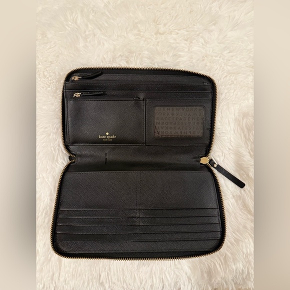 Kate spade Neda zip around Black Long wallet Gold Hardware - Picture 4 of 6
